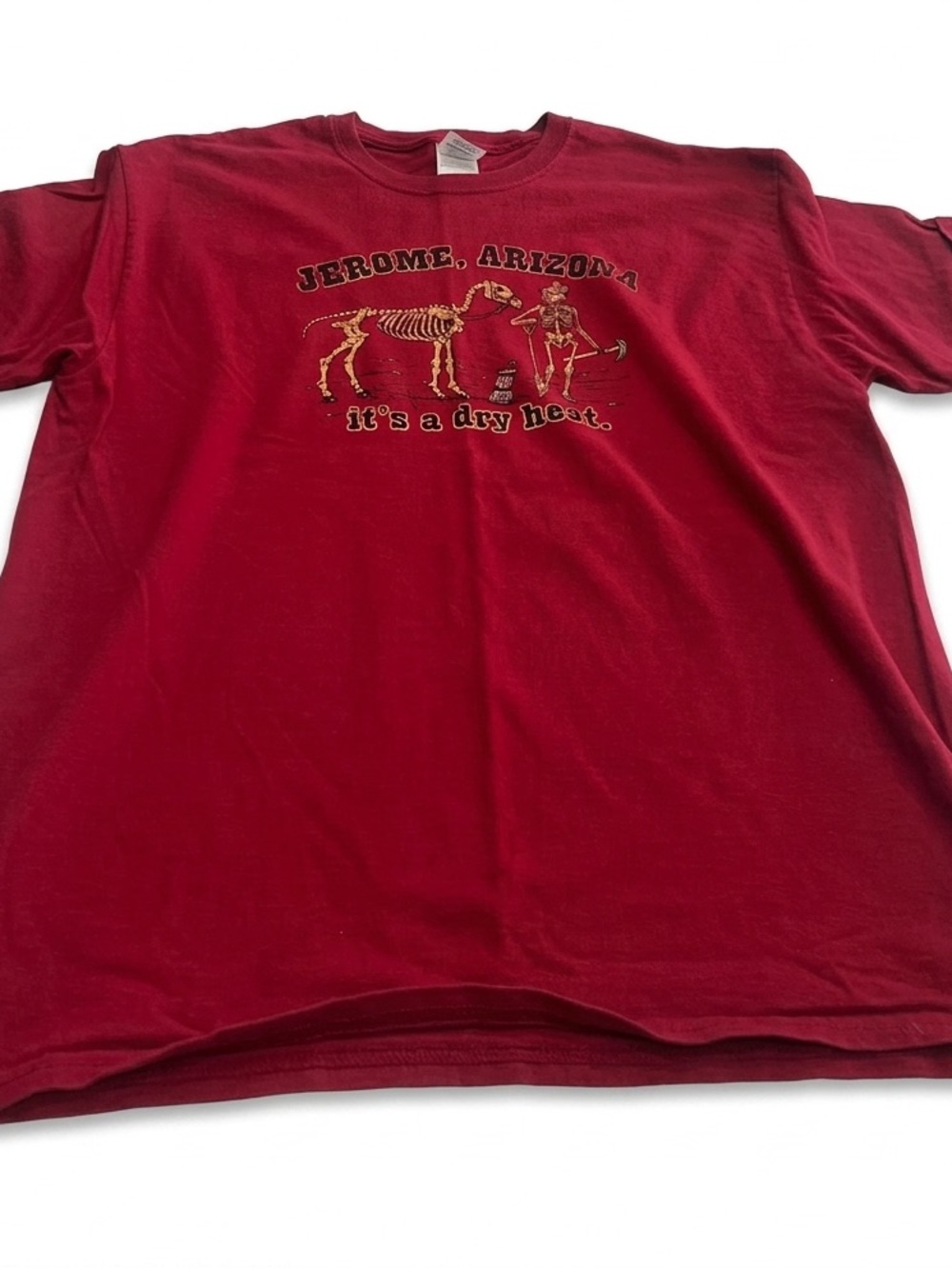 Gildan Large Red Jerome Arizona "It's A Dry Heat" Skeleton Graphic Tee Large